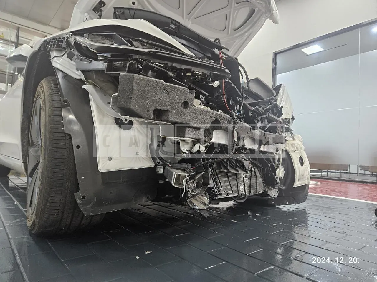 Photo 2 of 28: 2024 Tesla Model 3 Long Range, VIN LRW3E7EKXRC153818 — Korean insurance auction