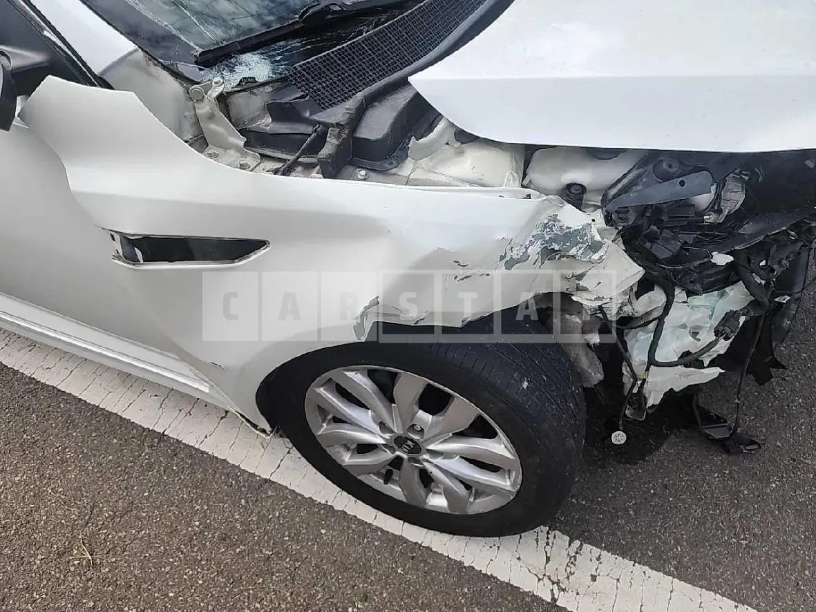 Photo 2 of 11: 2014 Kia K5 LPG — Korean insurance auction
