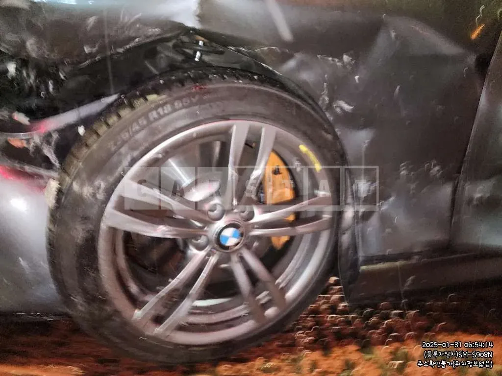 Photo 2 of 24: 2016 BMW 320d Touring — Korean insurance auction