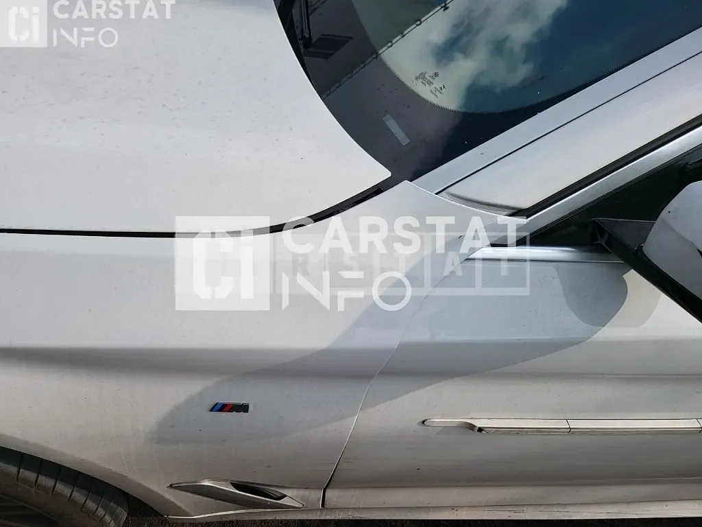 Photo 2 of 19: 2019 BMW 530i xDrive M Sport Pkg. P, VIN WBAJD9101KWW44664 — Korean insurance auction