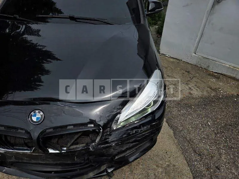 Photo 2 of 21: 2017 BMW Active Tourer, VIN WBA2C1106J7A30469 — Korean insurance auction