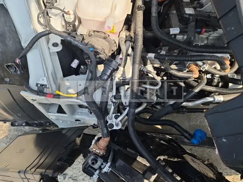 Photo 2 of 33: 2025 Kia EV6 Long Range Earth 4WD — Korean insurance auction
