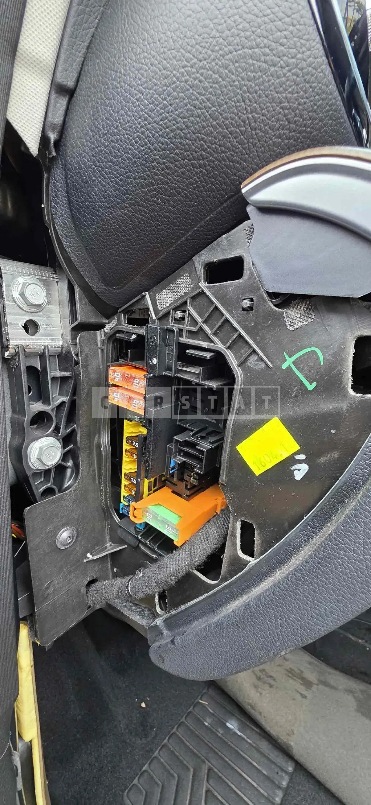Photo 2 of 18: 2018 Mercedes-Benz E300 4Matic, VIN WDDZF4KB4JA471078 — Korean insurance auction