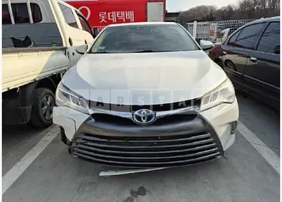 Photo 1 of 41: 2017 Toyota Camry Hybrid — Korean insurance auction
