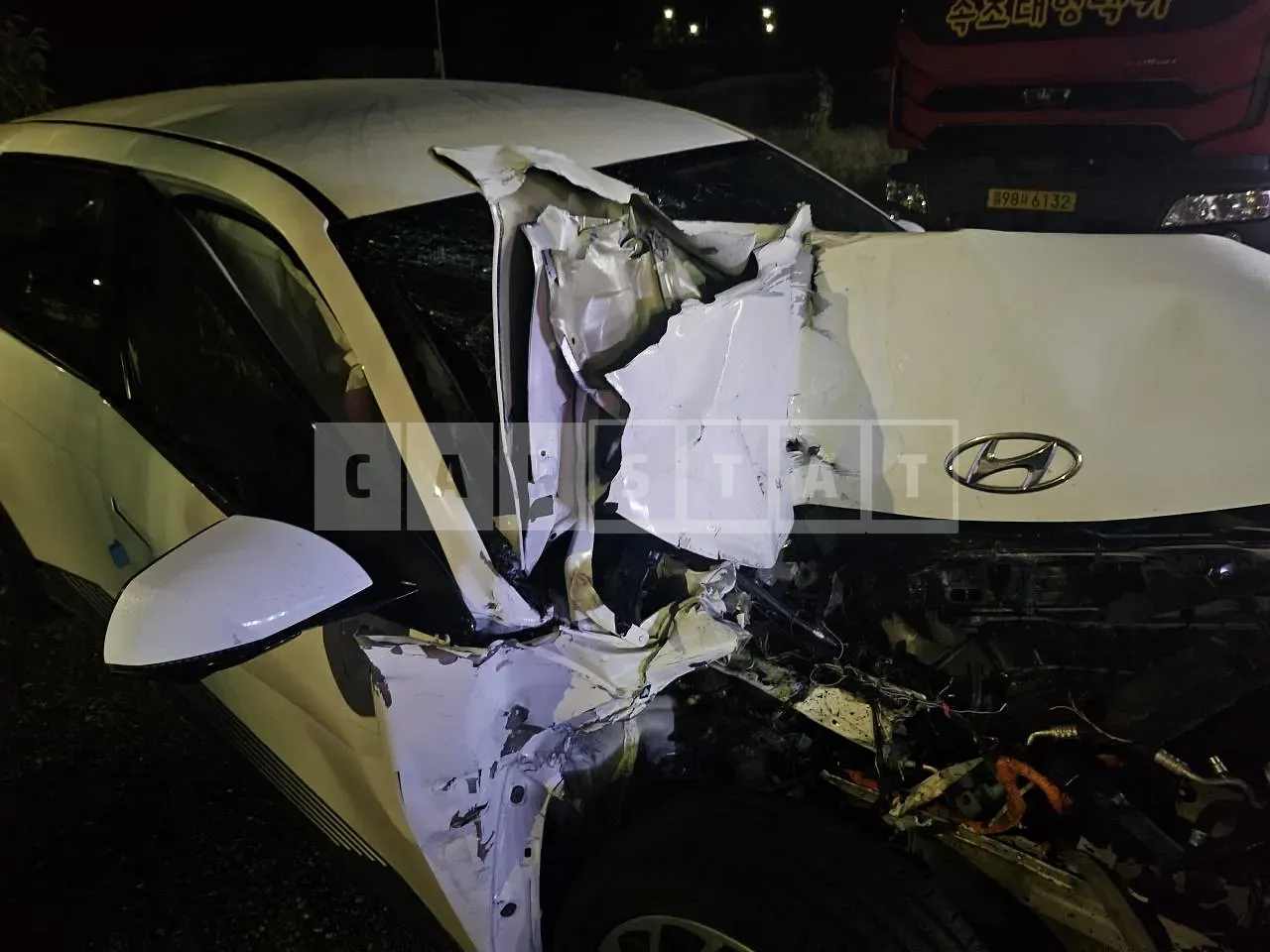 Photo 2 of 13: 2022 Hyundai IONIQ 5, VIN KMHKR81AFNU075363 — Korean insurance auction