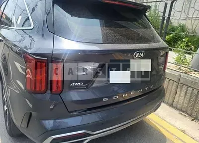 Photo 1 of 24: 2021 Kia Sorento 4WD — Korean insurance auction