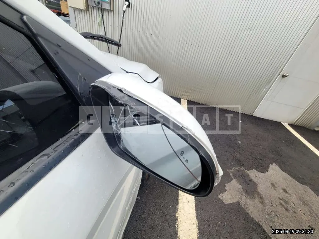 Photo 2 of 30: 2018 Hyundai Kona Electric Car — Korean insurance auction