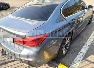 Photo 1 of 11: 2018 BMW 530i, VIN WBAJD3100JB255100 — Korean insurance auction