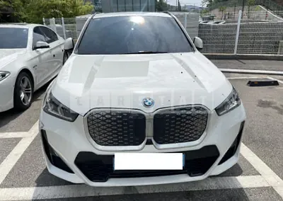 Photo 1 of 42: 2024 BMW iX1 xDrive30 — Korean insurance auction