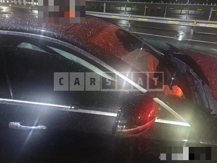 Photo 2 of 9: 2019 Mercedes-Benz E300 — Korean insurance auction