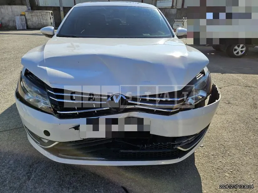 Photo 2 of 14: 2015 Volkswagen Passat 2.0 TDI (2012 Modified Model) — Korean insurance auction