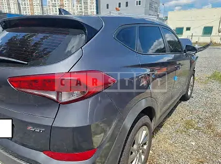 Photo 2 of 15: 2017 Hyundai Tucson, VIN KMHJ281ABHU320037 — Korean insurance auction