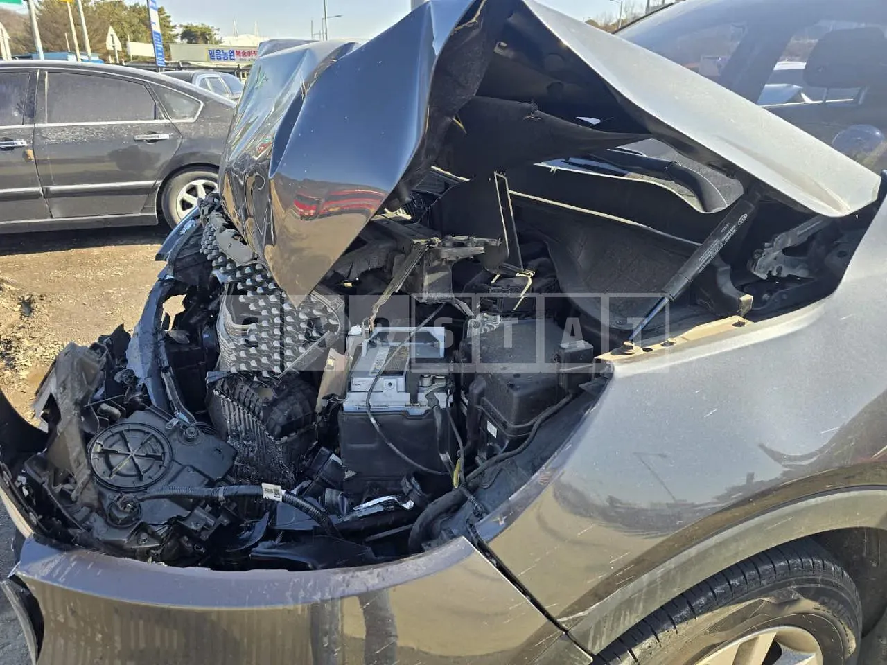 Photo 2 of 8: 2016 Kia Sorento, VIN KNAPG81ABGA266482 — Korean insurance auction