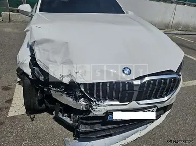 Photo 1 of 18: 2025 BMW 520i — Korean insurance auction