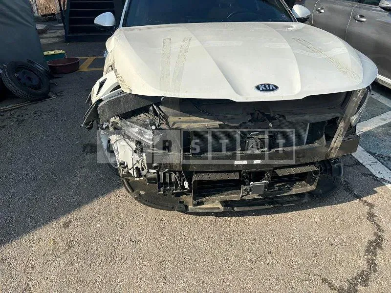 Photo 2 of 43: 2021 Kia K5, VIN KNAG541JBMA016570 — Korean insurance auction