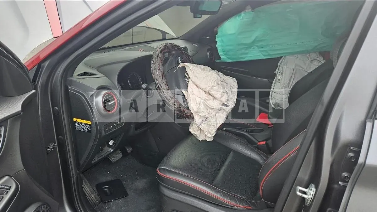 Photo 2 of 17: 2019 Hyundai Kona 1.6 (4WD) — Korean insurance auction