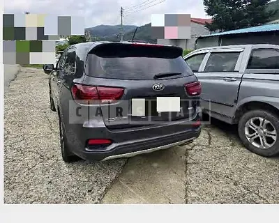 Photo 1 of 13: 2018 Kia Sorento — Korean insurance auction