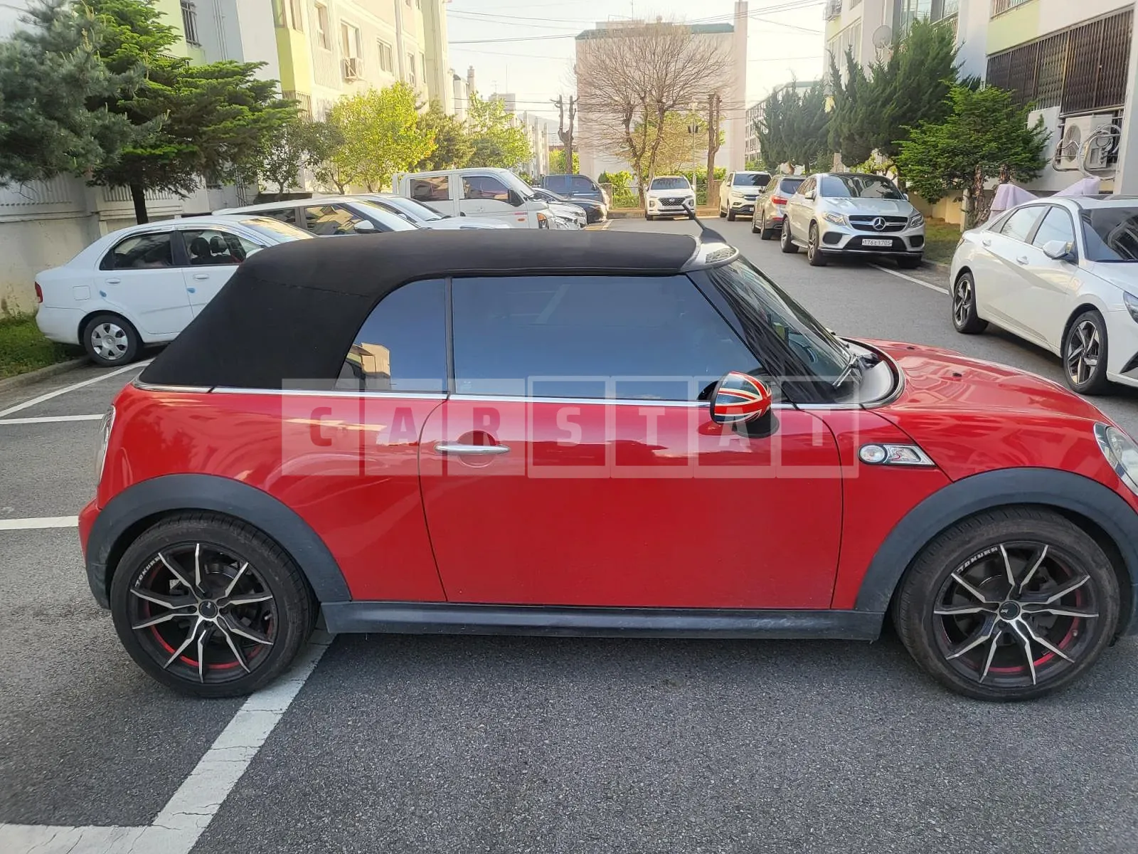 Photo 2 of 4: 2015 MINI Cooper S Convertible 1.6, VIN WMWZP3103FT281525 — Korean insurance auction