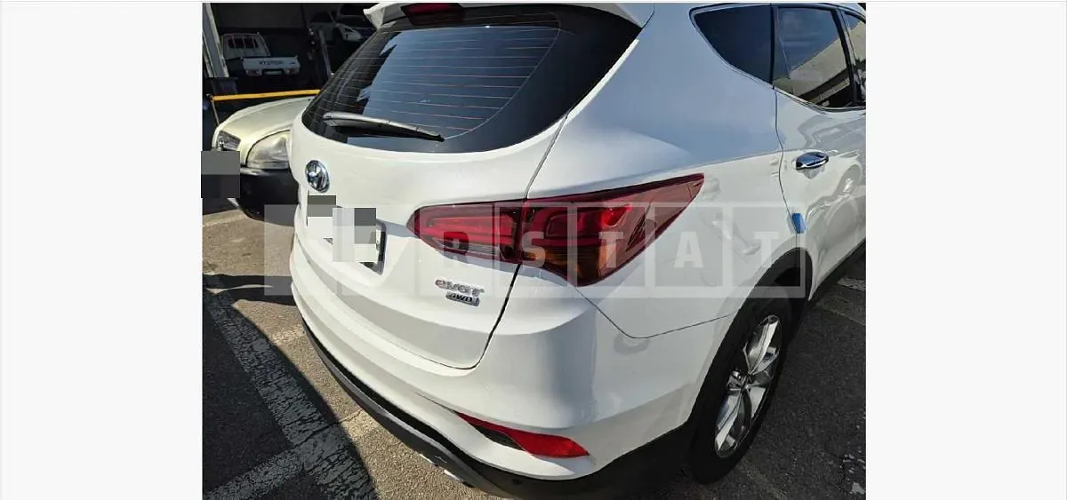 Photo 2 of 8: 2015 Hyundai Santa Fe DM Diesel — Korean insurance auction