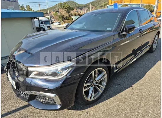 Photo 2 of 11: 2018 BMW 740Li xDrive — Korean insurance auction