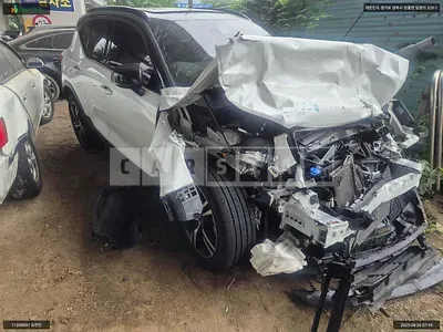Photo 1 of 7: 2018 Volvo XC40T4 AWD, VIN YV1XZACACK2051216 — Korean insurance auction