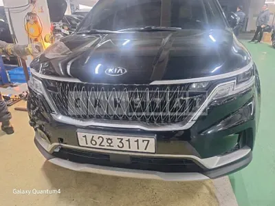 Photo 1 of 39: 2021 Kia Carnival, VIN KNANB81BBMS073520 — Korean insurance auction
