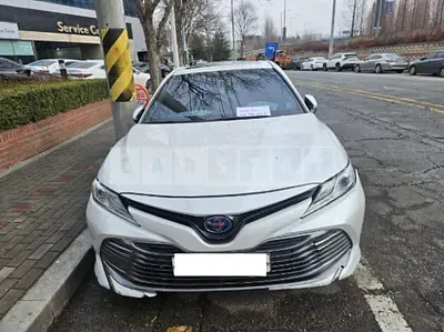 Photo 1 of 34: 2021 Toyota Camry Hybrid — Korean insurance auction