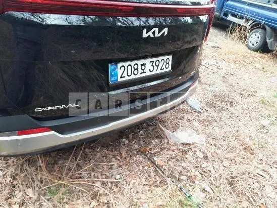 Photo 2 of 13: 2026 Kia Carnival — Korean insurance auction