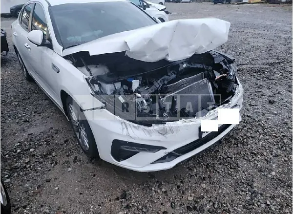 Photo 2 of 9: 2020 Kia K5 — Korean insurance auction