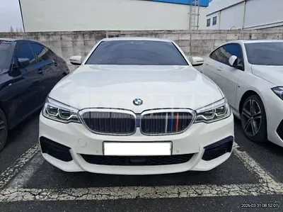 Photo 1 of 22: 2020 BMW 530e iPerformance M Sport Package — Korean insurance auction