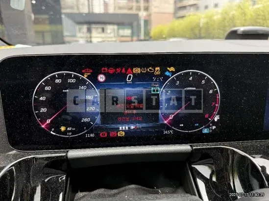 Photo 2 of 18: 2025 Mercedes-Benz GLA250 4Matic — Korean insurance auction
