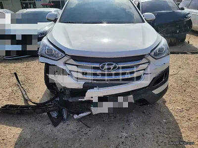 Photo 1 of 30: 2015 Hyundai Santa Fe 2.0, VIN KMHSW81UBFU507191 — Korean insurance auction