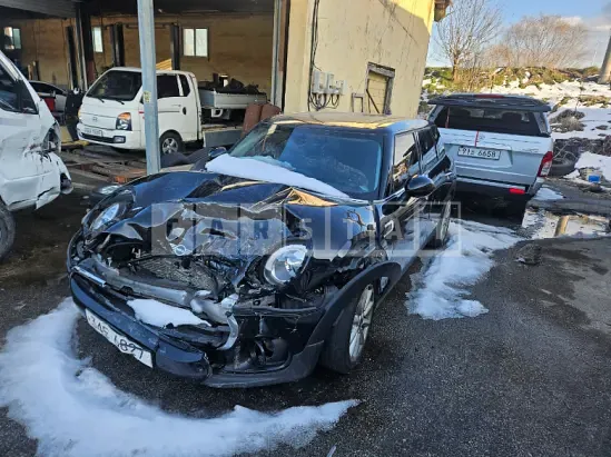 Photo 2 of 7: 2019 MINI Cooper D Clubman — Korean insurance auction