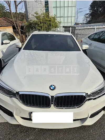 Photo 1 of 8: 2018 BMW 520d — Korean insurance auction