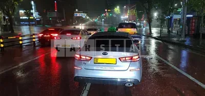 Photo 1 of 11: 2018 Kia K5 LPI, VIN KNAGU416BKA280214 — Korean insurance auction