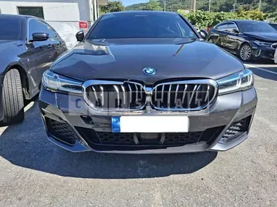 Photo 1 of 19: 2023 BMW 530e — Korean insurance auction