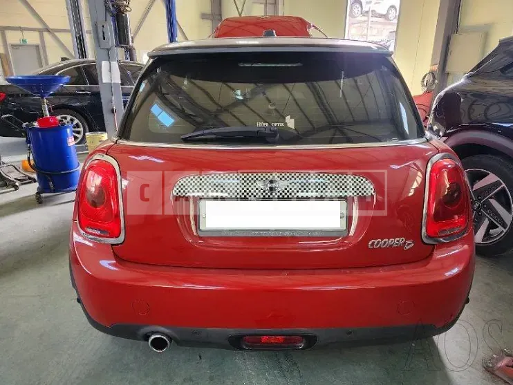 Photo 2 of 14: 2015 MINI Cooper D, VIN WMWXN3101F3A05490 — Korean insurance auction
