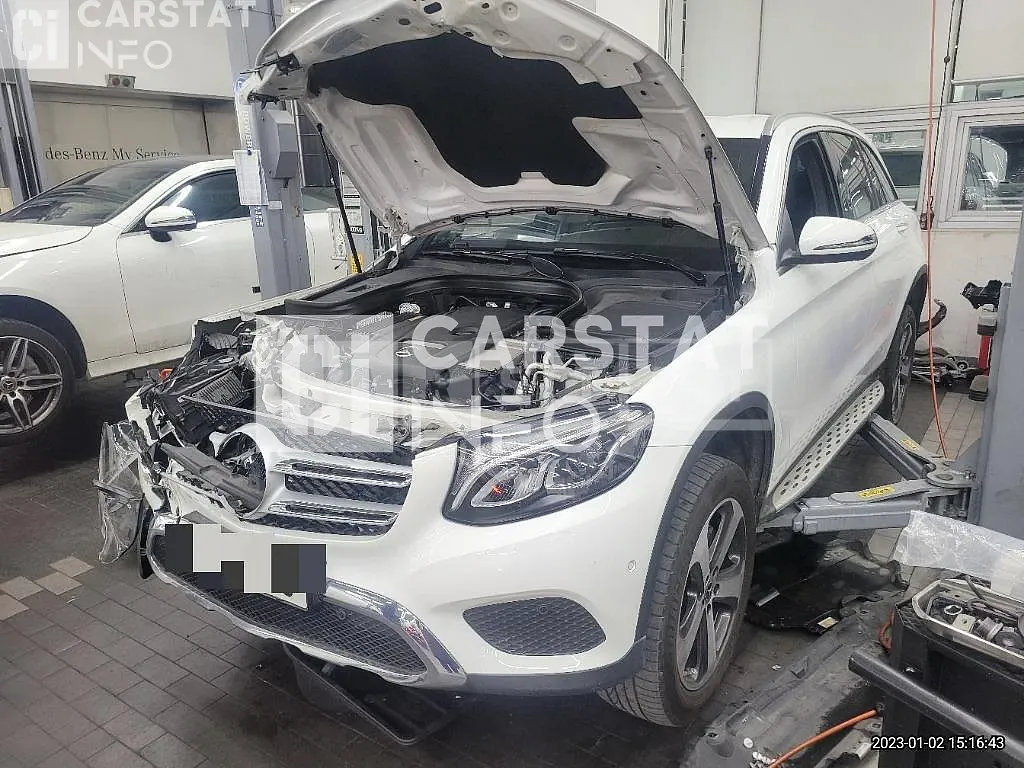Photo 2 of 20: 2019 Mercedes-Benz GLC300 4Matic, VIN WDC0G4KB3KF666121 — Korean insurance auction