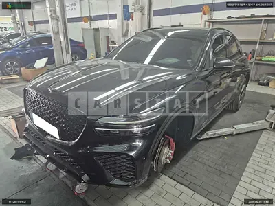 Photo 1 of 17: 2022 Genesis GV70, VIN KMTMF81CDPU106680 — Korean insurance auction