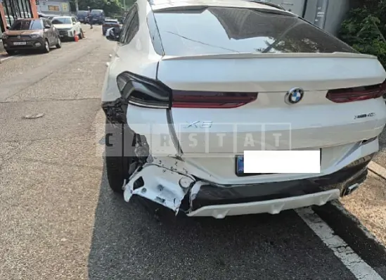 Photo 2 of 39: 2025 BMW X6 xDrive40i M Sport — Korean insurance auction