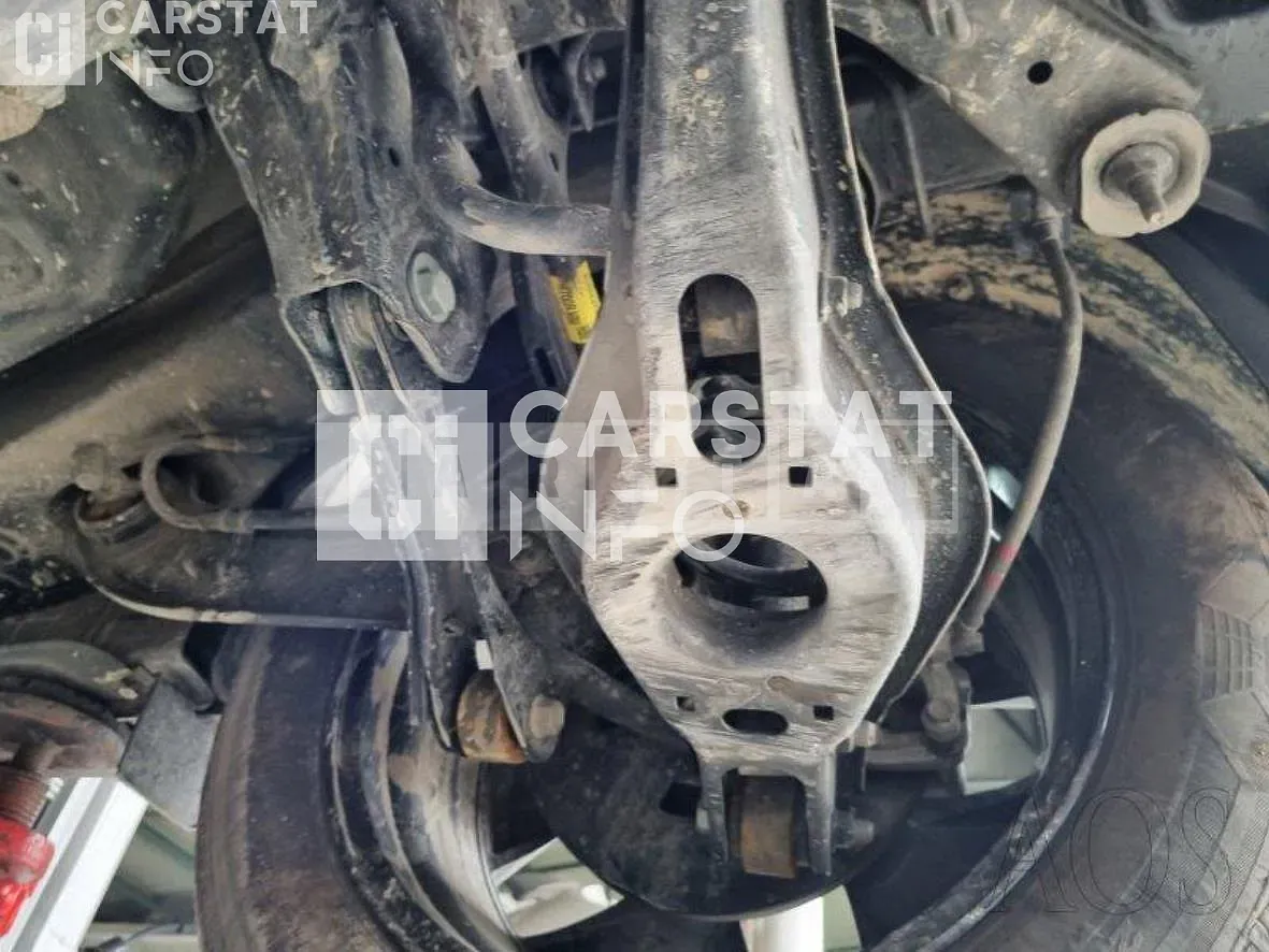 Photo 2 of 32: 2021 Kia Sportage, VIN KNAPX81CDNK024534 — Korean insurance auction