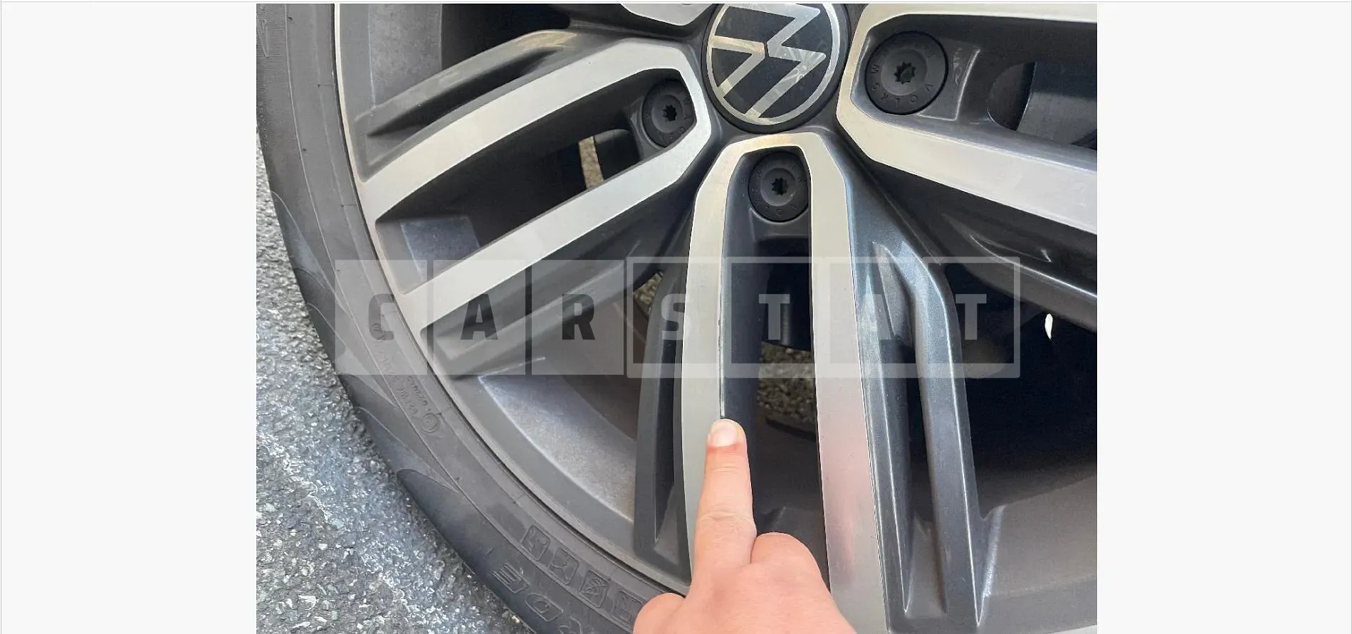 Photo 2 of 2: 2023 Volkswagen (parts) Tiguan Wheel — Korean insurance auction