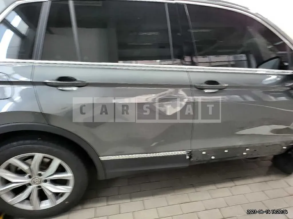 Photo 2 of 50: 2020 Volkswagen Tiguan 2.0 TDI, VIN WVGZZZ5NZLW412685 — Korean insurance auction