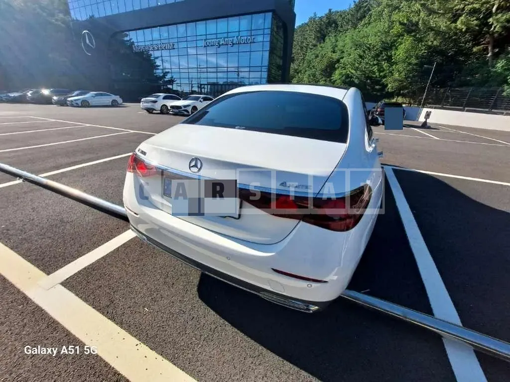 Photo 2 of 15: 2024 Mercedes-Benz E300 4Matic — Korean insurance auction