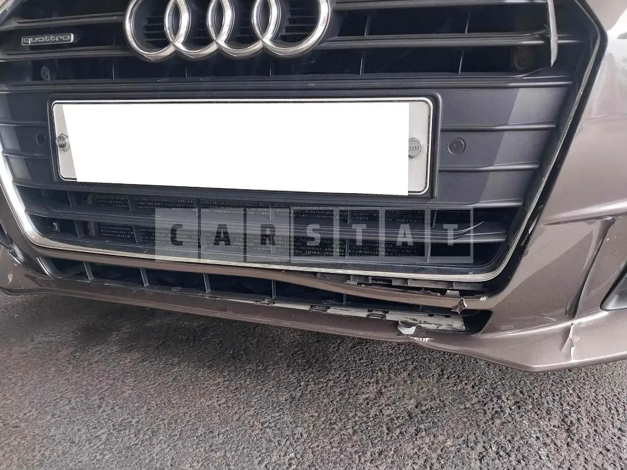 Photo 2 of 17: 2018 Audi A4 35 TDI quattro, VIN WAUZZZF47JA185913 — Korean insurance auction