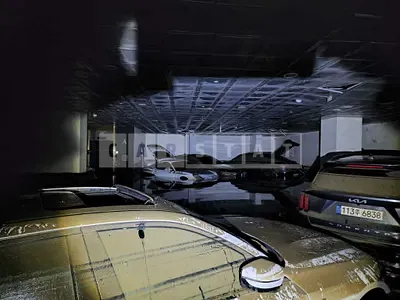 Photo 1 of 3: 2022 BMW 320i, VIN WBA5X5103NFM38476 — Korean insurance auction