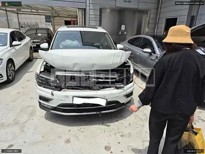 Photo 1 of 12: 2019 Volkswagen Tiguan 2.0 TDI, VIN WVGZZZ5NZLW816281 — Korean insurance auction