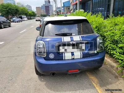Photo 1 of 9: 2018 MINI Cooper Five-Door — Korean insurance auction