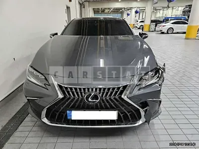 Photo 1 of 28: 2023 Lexus ES300h, VIN JTHBA1C18P2017903 — Korean insurance auction