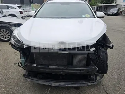 Photo 1 of 34: 2018 Hyundai Santa Fe, VIN KMHSW81UBJU784711 — Korean insurance auction